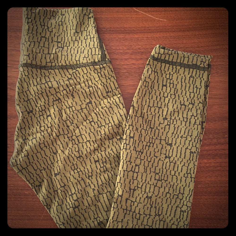Lululemon wunder under 7/8 legging